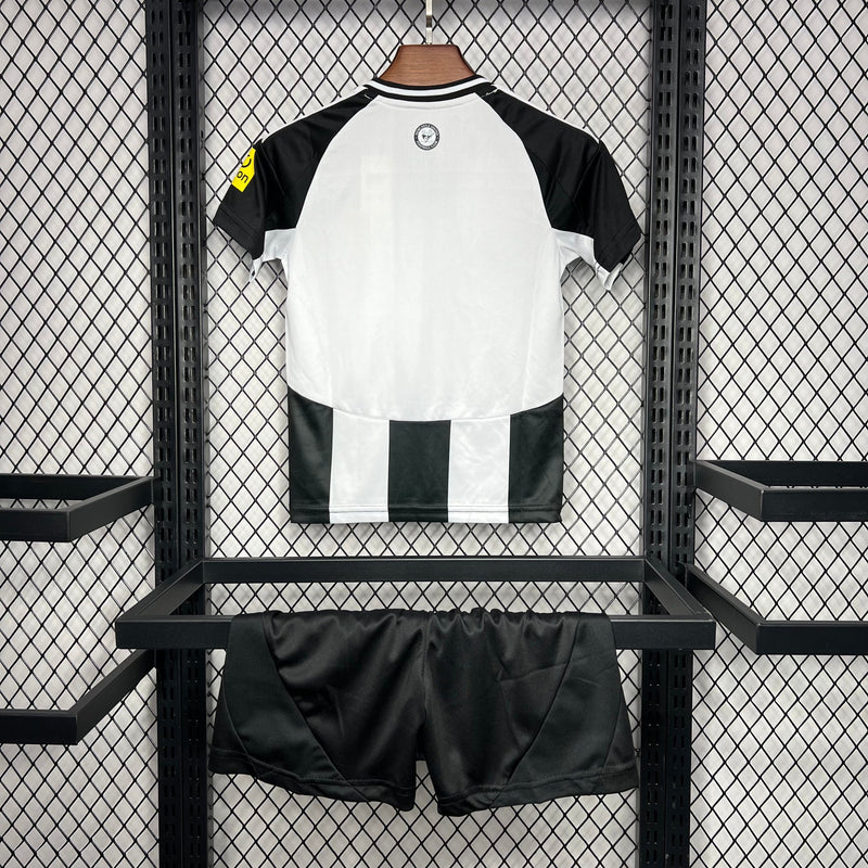 Newcastle Principal Kit Criança 24-25