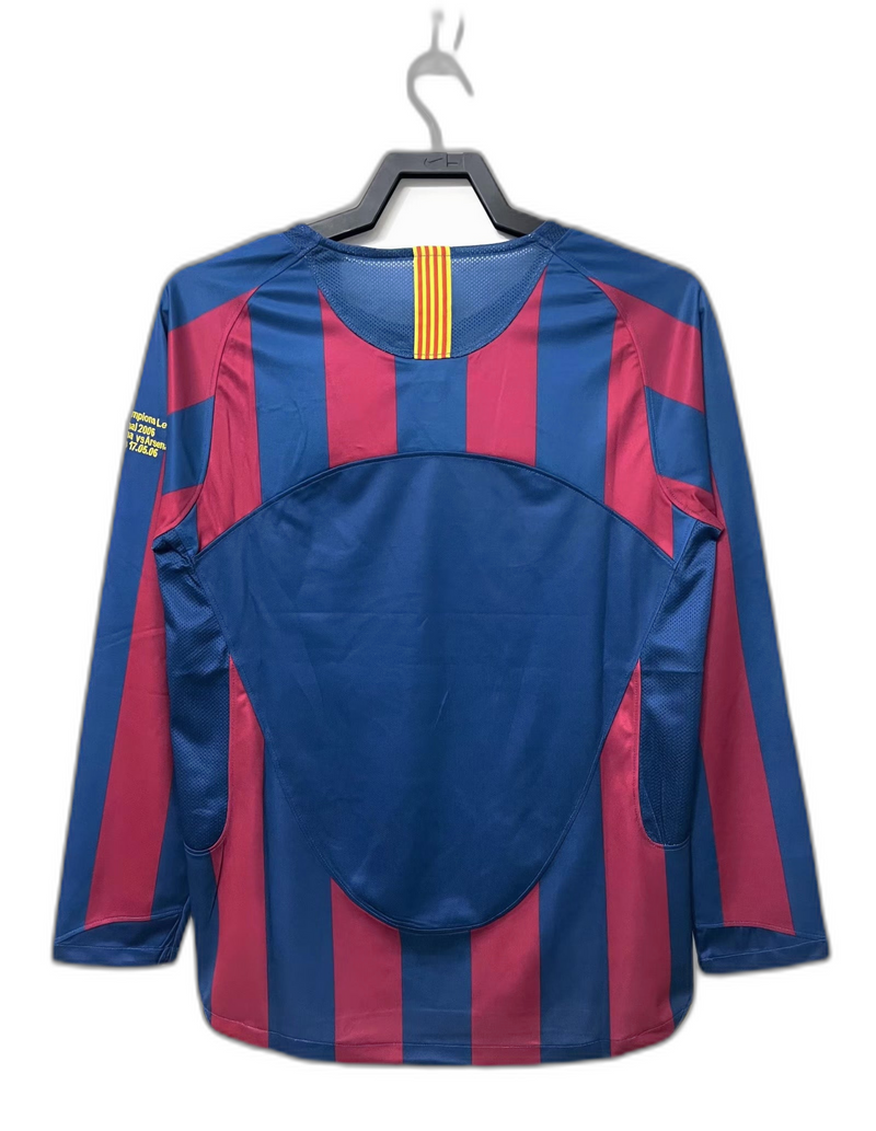 Camisola Barcelona 05/06 I Home - Versão Retrô Manga Longa